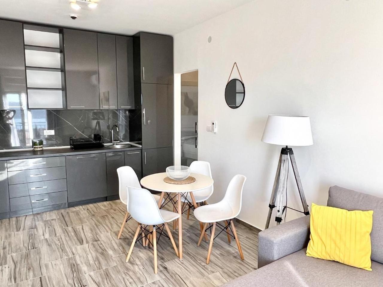 Eden Apartments Tivat Oda fotoğraf